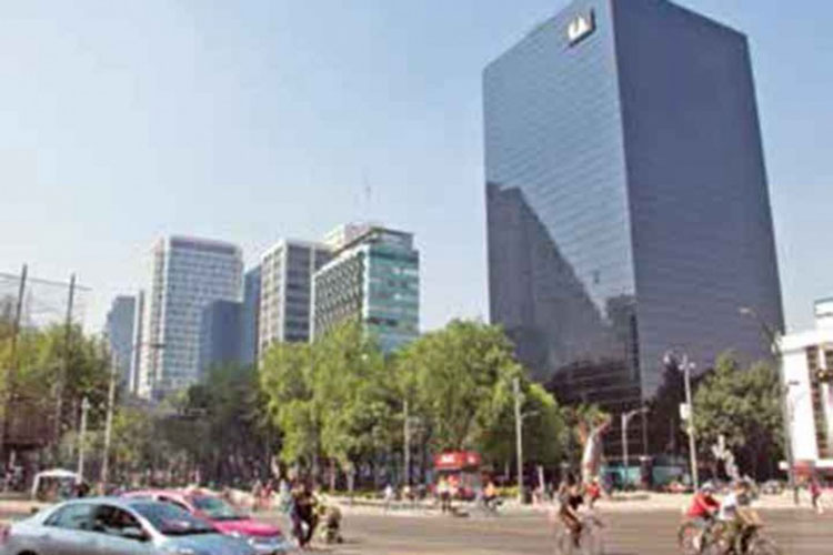 El sismo “agrietó” el patrimonio federal; desplazados, más de 23 mil burócratas en la CDMX