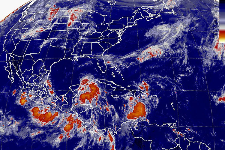 Llega tormenta a Tamaulipas; Oleaje de 2 metros en las costas