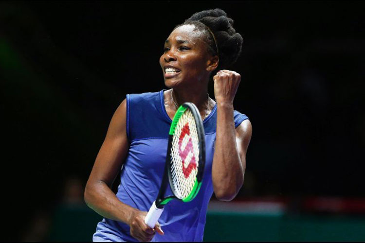 Venus Williams vence a Jelena Ostapenko en la Copa WTA