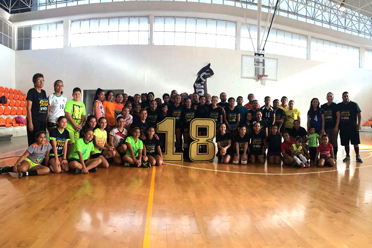 Celebra Club Cuerudas 18 años de enseñanza de Voleibol