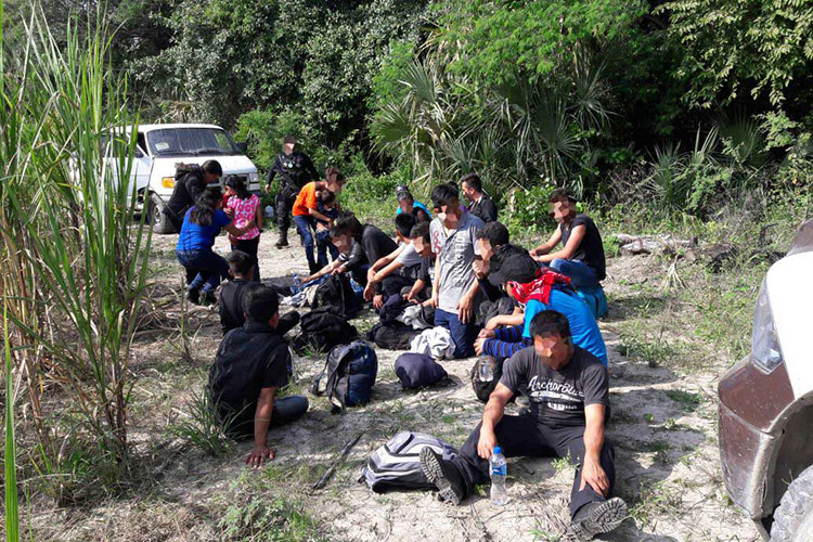 Rescata Policía Estatal a 24 centroamericanos