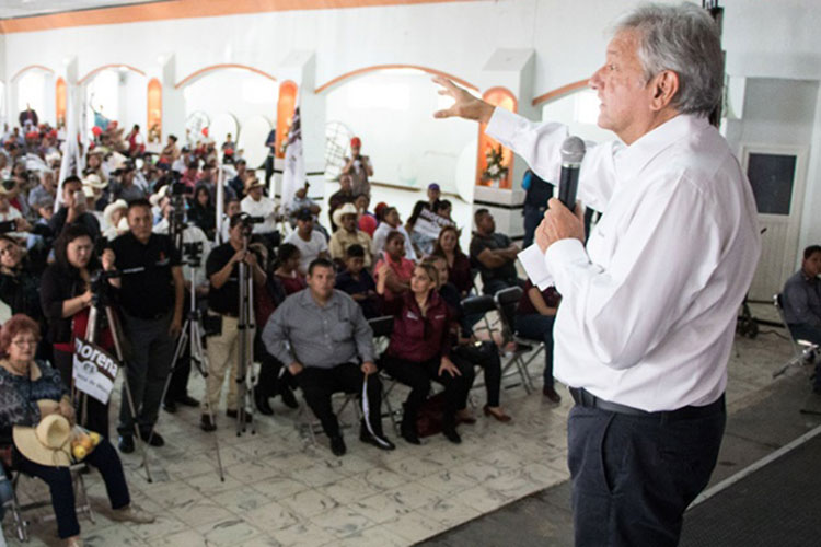 ‘No todos se doblegan ante la mafia del poder’: AMLO
