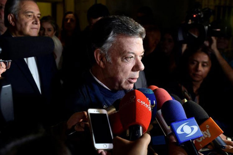 Colombia niega bloqueo de medicinas a Venezuela