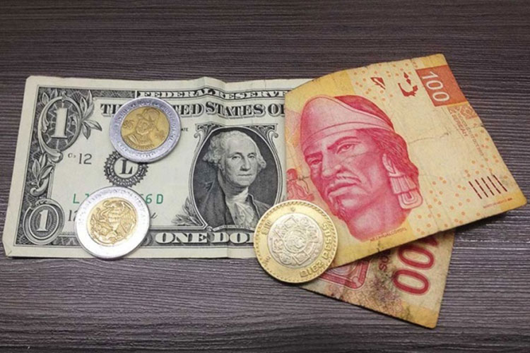 Luego de caer, el peso se aprecia en discusión del TLCAN