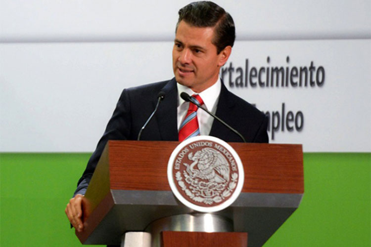 Incremento a salario mínimo ‘no es ajuste menor’: Peña Nieto