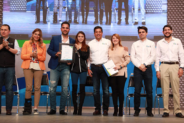 Entrega Gobernador Premio Estatal del Deporte 2017