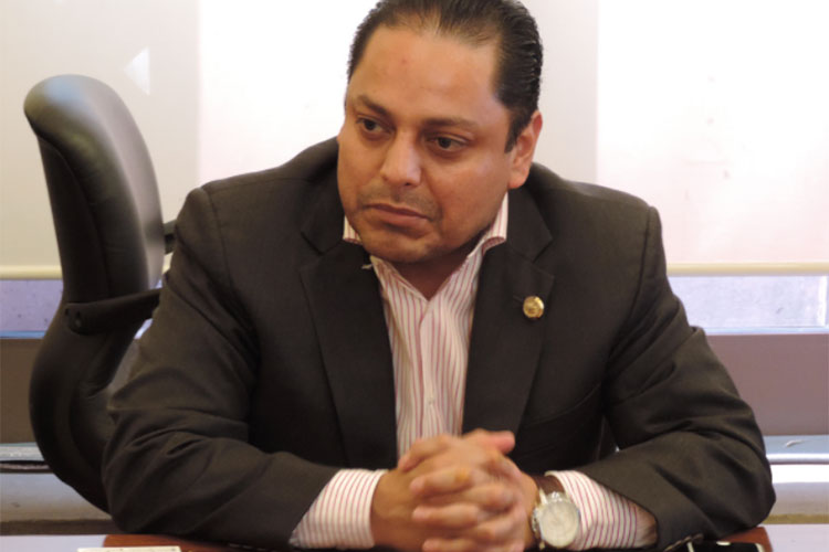 Destituyen a Israel Moreno como delegado de Venustiano Carranza