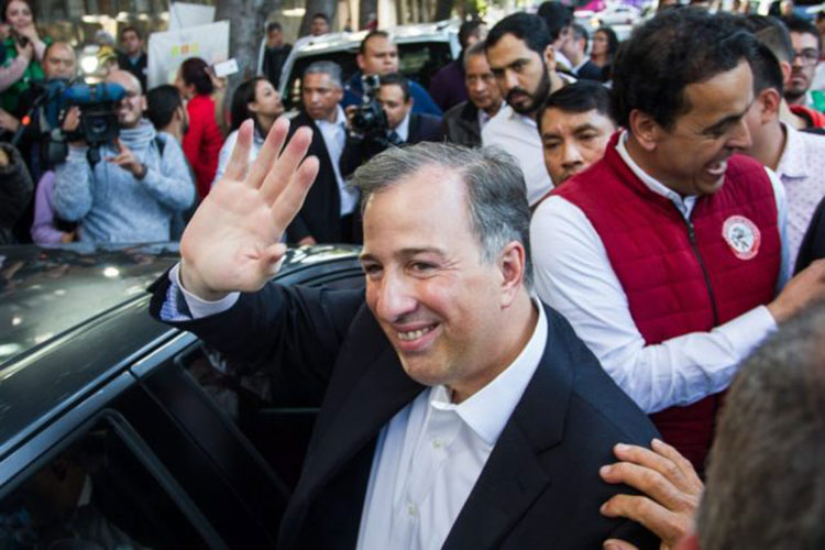 Cargada de los tres sectores priístas en favor del abanderado