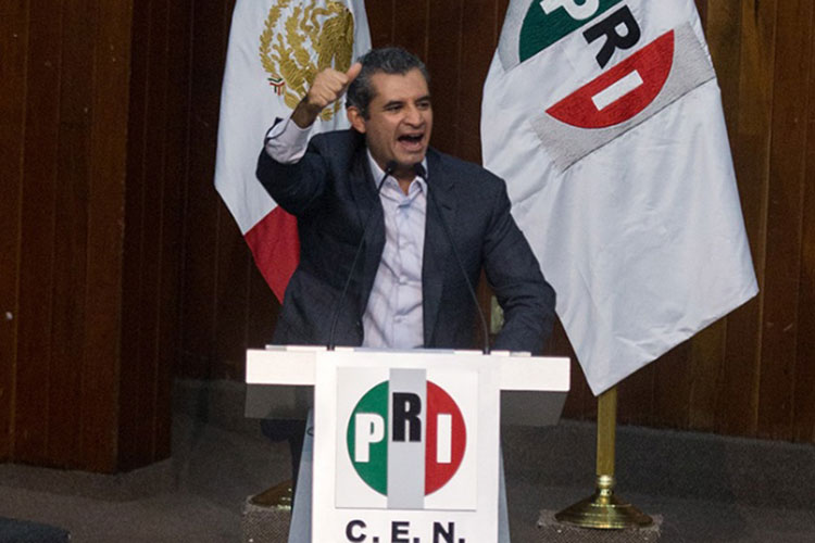 Ochoa Reza coincide con EPN: ‘PRI no define candidato por elogios’