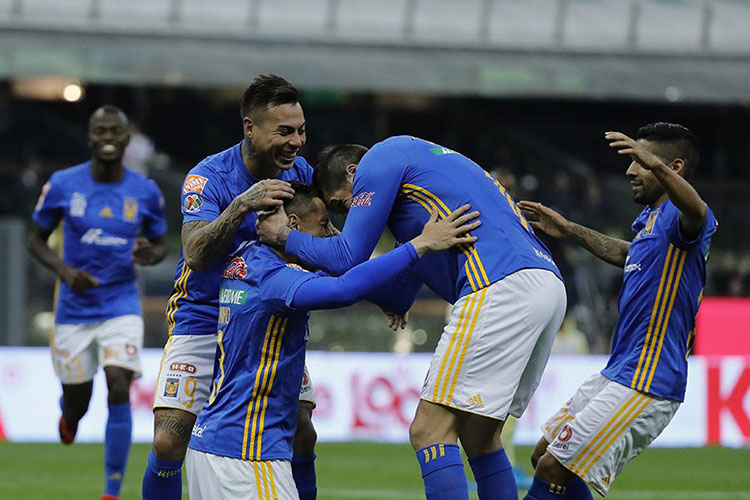 Tigres deja heridas a las Águilas y pone un pie en la final