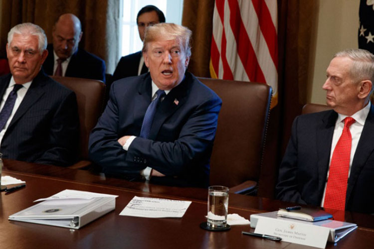 Trump pide cancelar lotería de visas