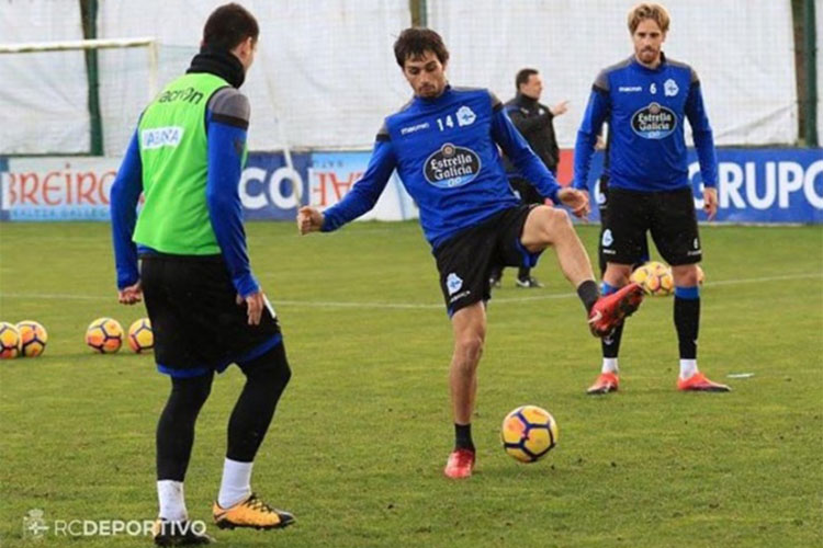 En el Dépor ya consideran la salida de Arribas a Pumas