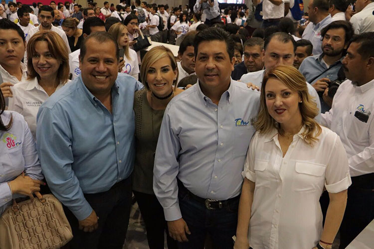 Hoy gran encendido y fiesta navideña en Victoria