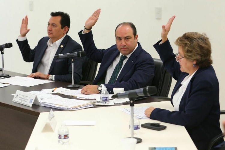 ‘Ajustan’ a Makí Ortiz en Ley de Ingresos