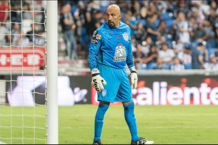 Óscar Pérez definirá su futuro después del Mundial de Clubes