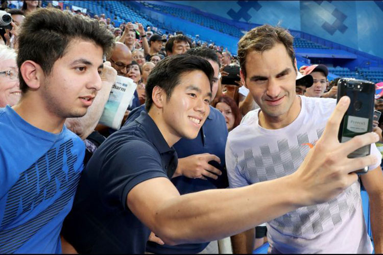 Federer inicia con triunfo en la Copa Hopman