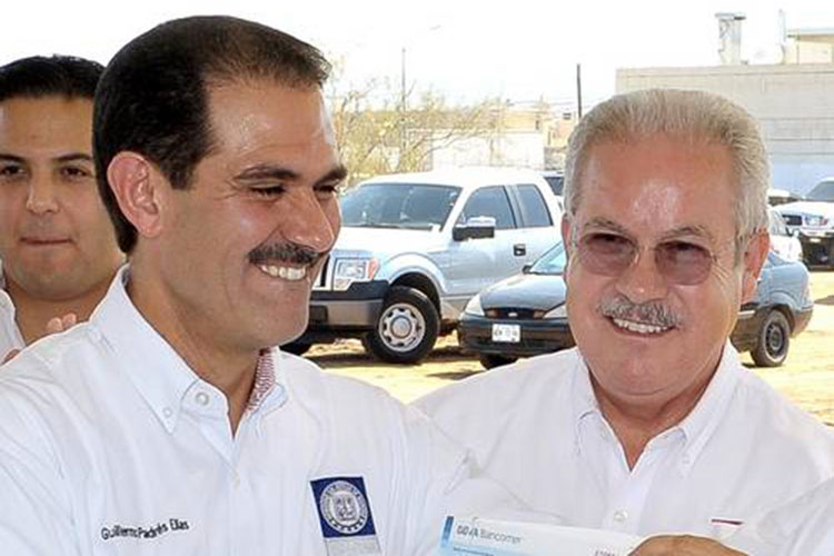 Libera corte de Arizona a ex colaborador de Padrés