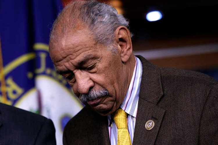 Demócrata Conyers, acusado de acoso sexual, anuncia su retiro