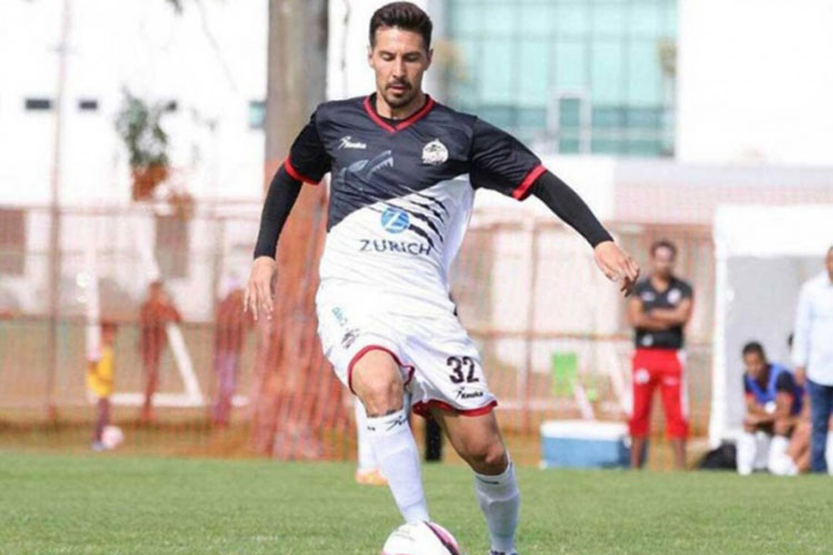 Piden a Interpol buscar a jugador de Lobos BUAP por abusar de niña