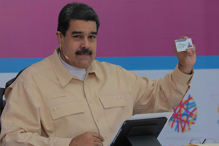 Crea Venezuela la moneda virtual petro para paliar el bloqueo de EU