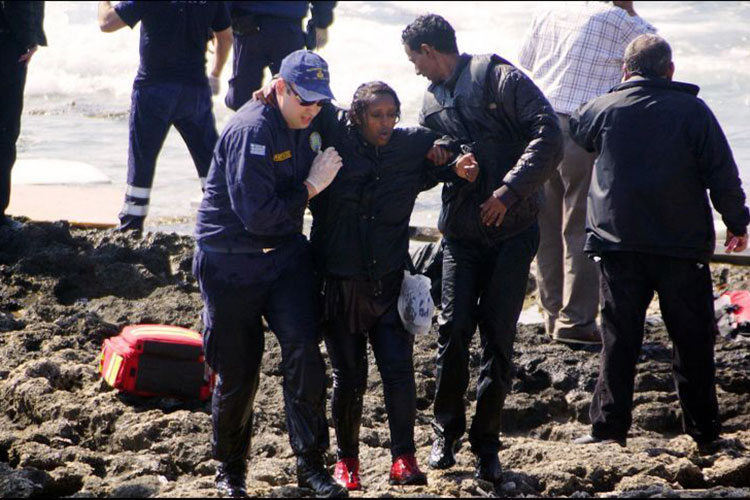 Mueren 15 personas en naufragio al sur de Pakistán