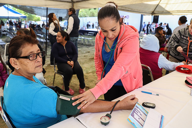 Reconocen a NLD las acciones realizadas en materia de salud