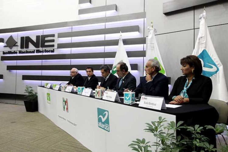 INE permite que precandidatos puedan ocupar spots de partidos