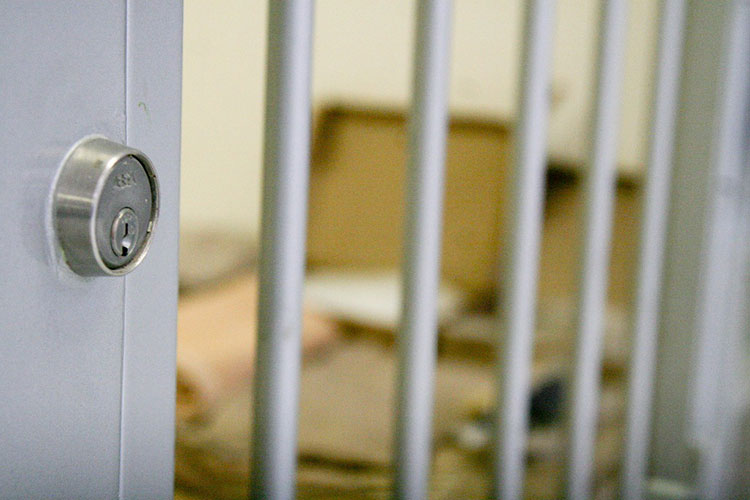 Tres reos muertos y 10 heridos por riña en penal de Nayarit