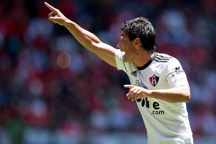 Pumas se refuerza con Matías Alustiza para el C2018