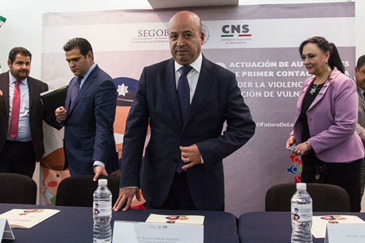 No es prudente regresar a militares a cuarteles: Renato sales