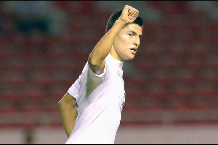 Chivas rejuvenece su plantilla