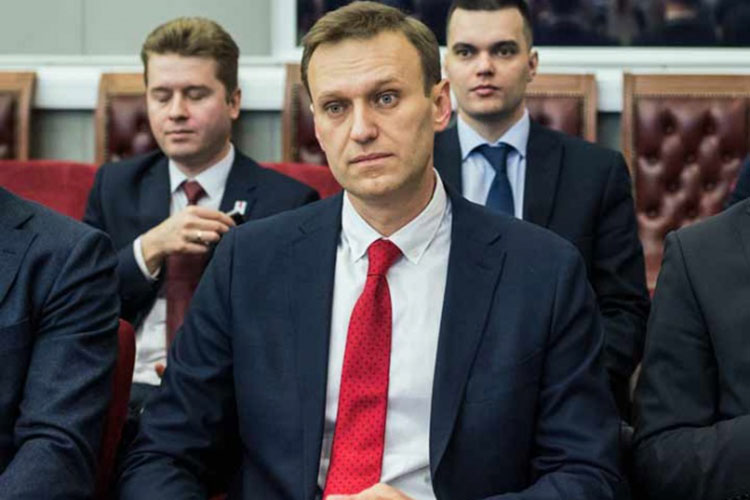 Rusia prohíbe candidatura de líder opositor
