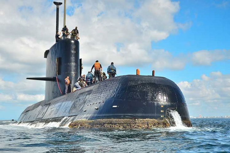 Armada argentina inspecciona ‘objeto’ a 940 metros de profundidad