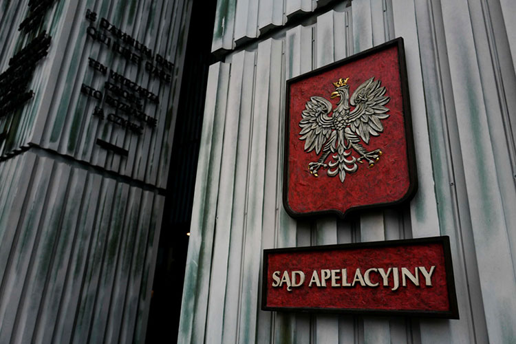 Unión Europea abre proceso para privar derecho de voto a Polonia