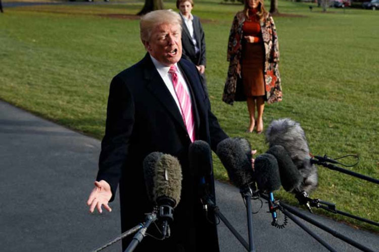 Trump reitera apoyo a candidatura de Roy Moore