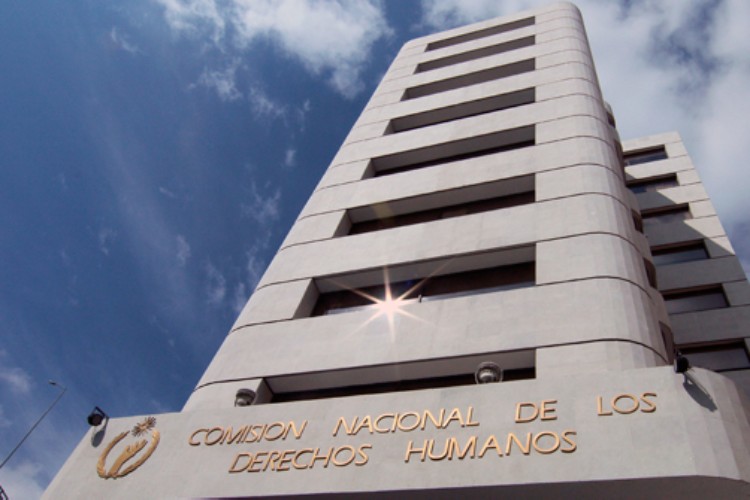 CNDH pide protección a familia de Carlos Domínguez