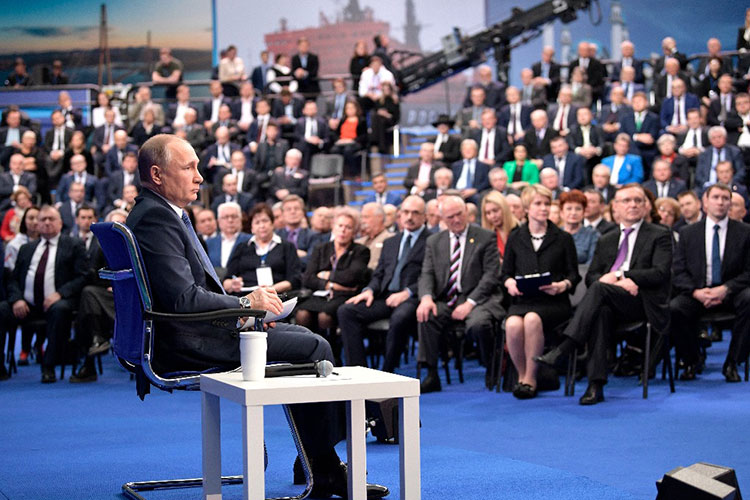 EU publica lista de 210 allegados a Putin que merecen ser sancionados