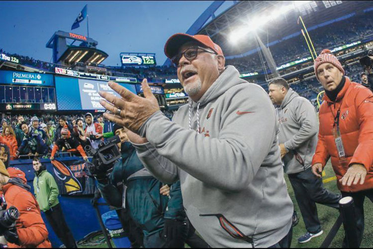 Ruedan cabezas en la NFL