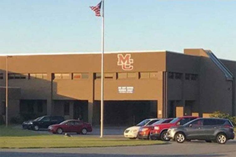 Tiroteo en escuela de Kentucky deja al menos un muerto