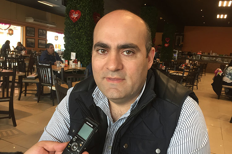 PAN le abre sus puertas a Neto Robinson