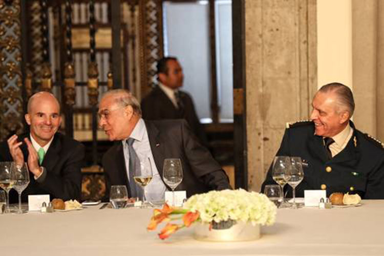 SHCP: Corral debe explicar el destino de $4 mil millones