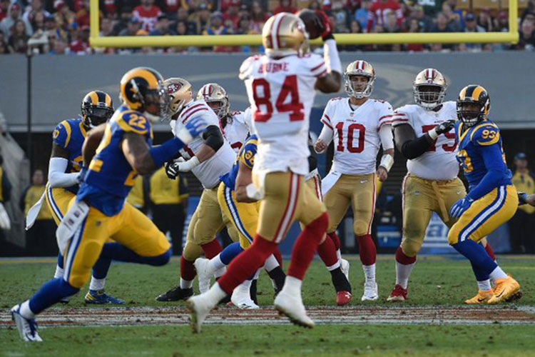 Garoppolo y los 49ers derrotan a Carneros