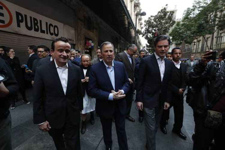 Meade y Arriola firman un  acuerdo por CDMX