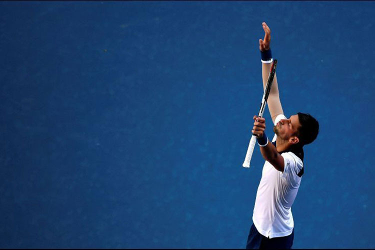 Djokovic avanza en el Abierto de Australia