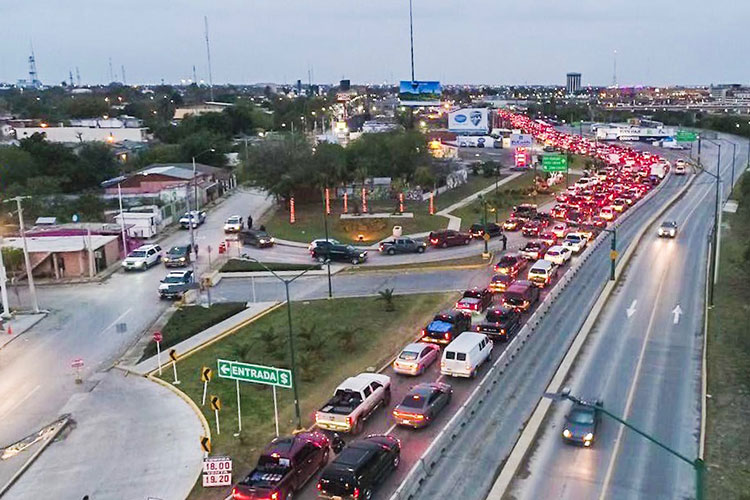 Regresan los ‘paisas’ a Estados Unidos