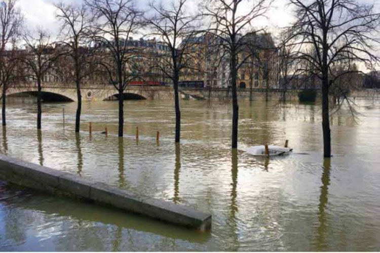 París, en alerta por las lluvias