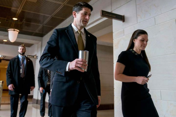 EU se acerca a cierre de gobierno por Congreso dividido