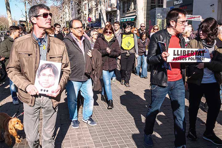 Carles Puigdemont pedirá permiso para obtener la Presidencia