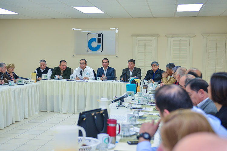 Reiteran socios del Consejo de Instituciones su apoyo al alcalde