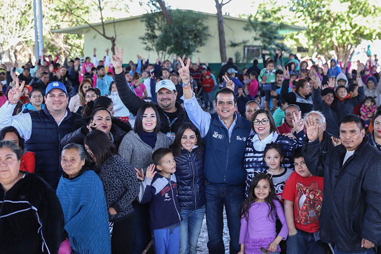 Refrenda alcalde compromisos con vecinos de la Francisco Villa